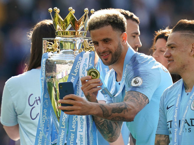 Premier League 2025 stadium and top clubs in action
